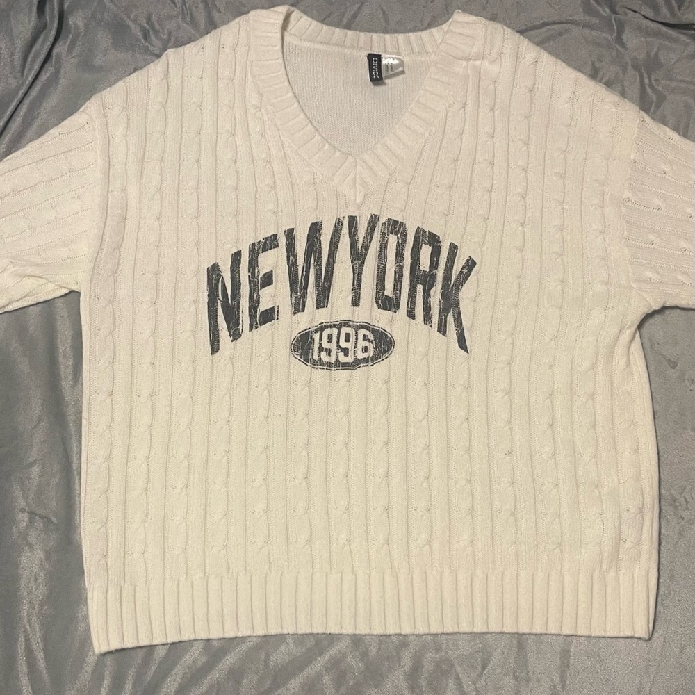 H&M New York Sweater Womens Size Medium